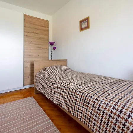 Nyaraló House Katica